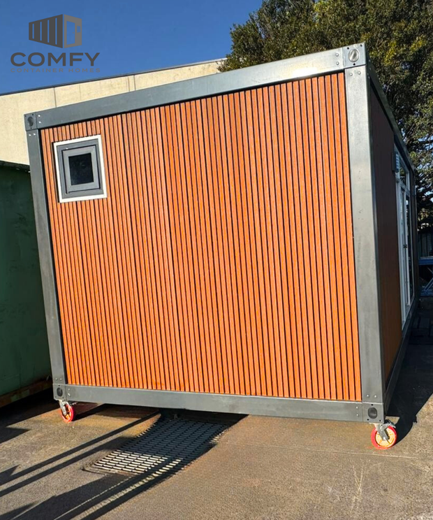 6m Modern Container Home – Fully Equipped & Insulated
