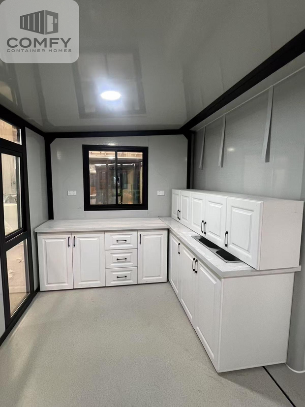 20ft Mobile Expandable Home 2 Bed Rooms Equipped with Bathroom and Kitchen